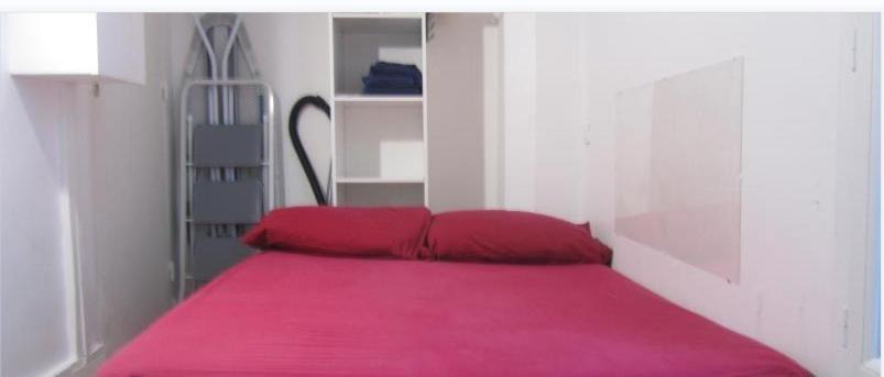 Photo of Bedroom in Garches