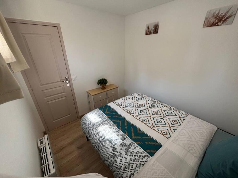 Photo of Bedroom in Bagneux