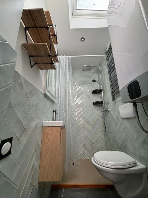 Photo of Bathroom in Bagneux