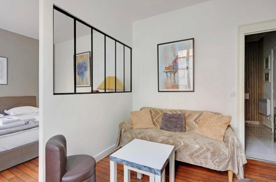 Photo of Bedroom in 12th Arrondissement