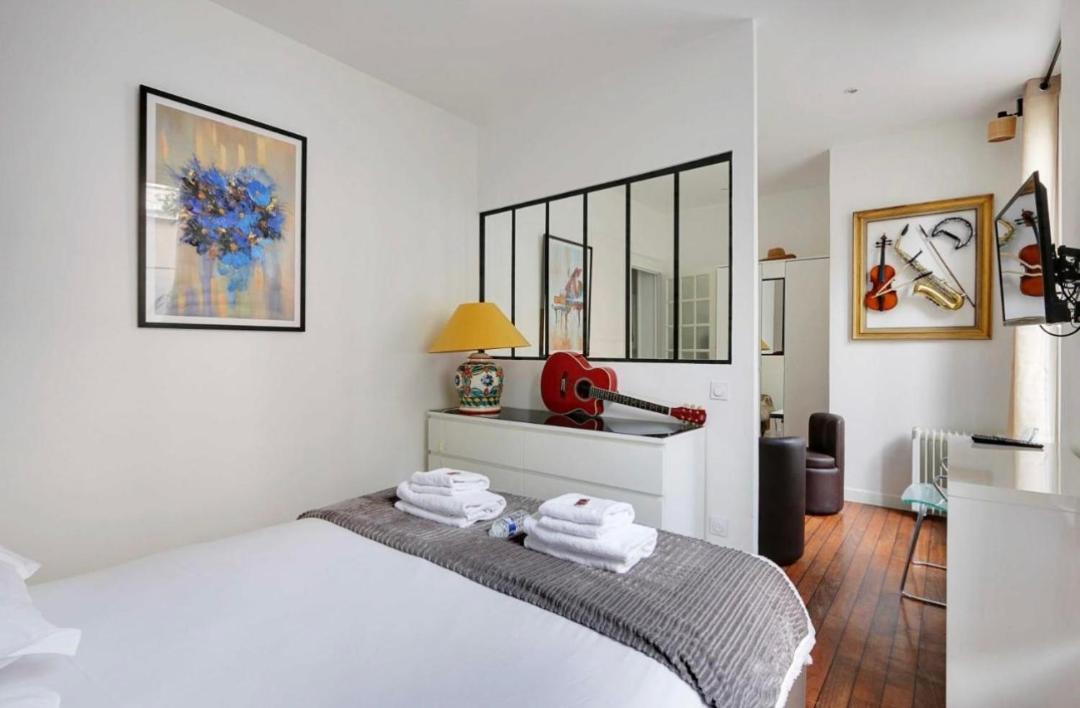 Photo of Bedroom in 12th Arrondissement