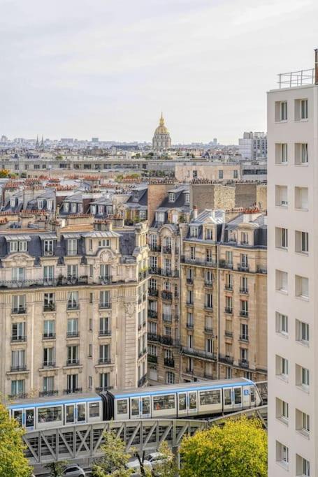 Photo of Buildings in Grenelle