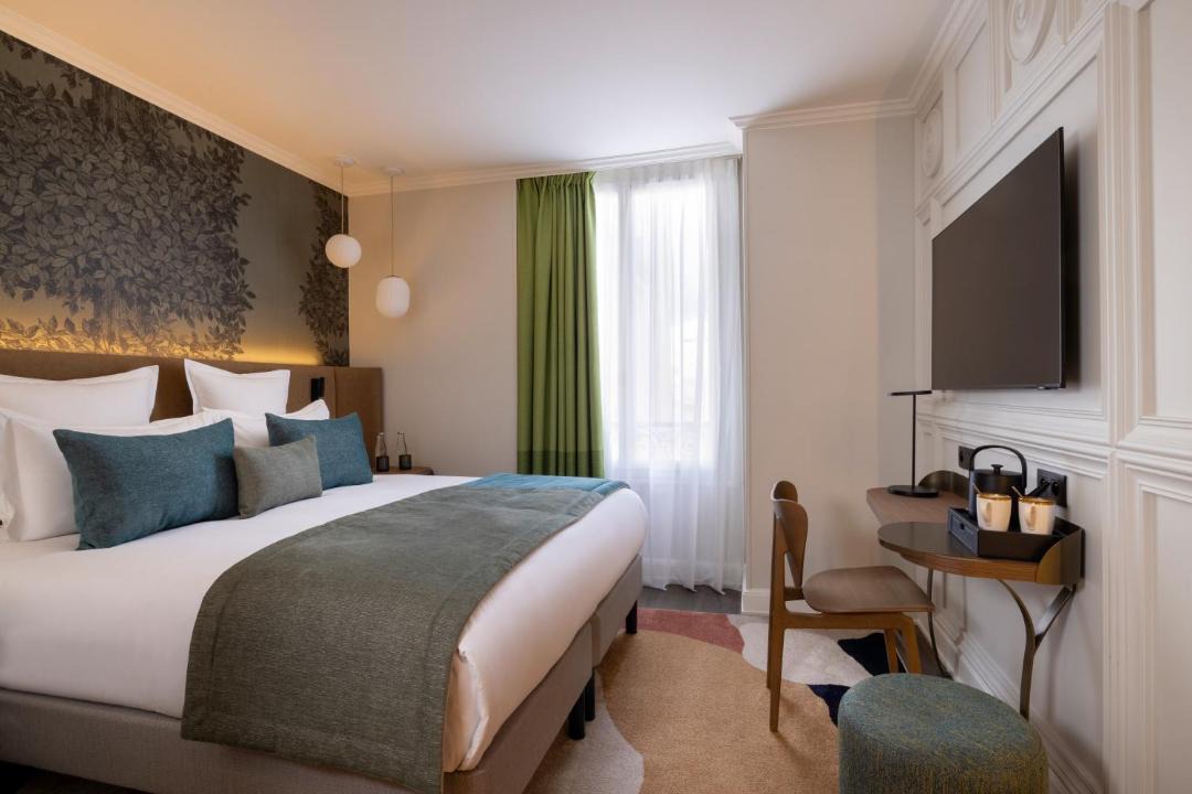 Photo of Bedroom in Chaillot