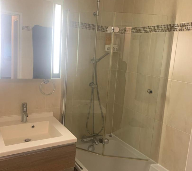 Photo of Bathroom in 12th Arrondissement