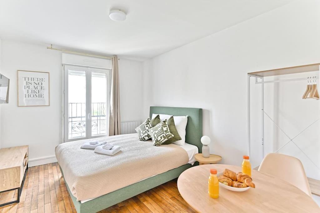 Photo of Bedroom in Montreuil