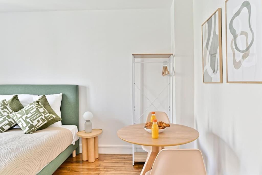 Photo of Bedroom in Montreuil