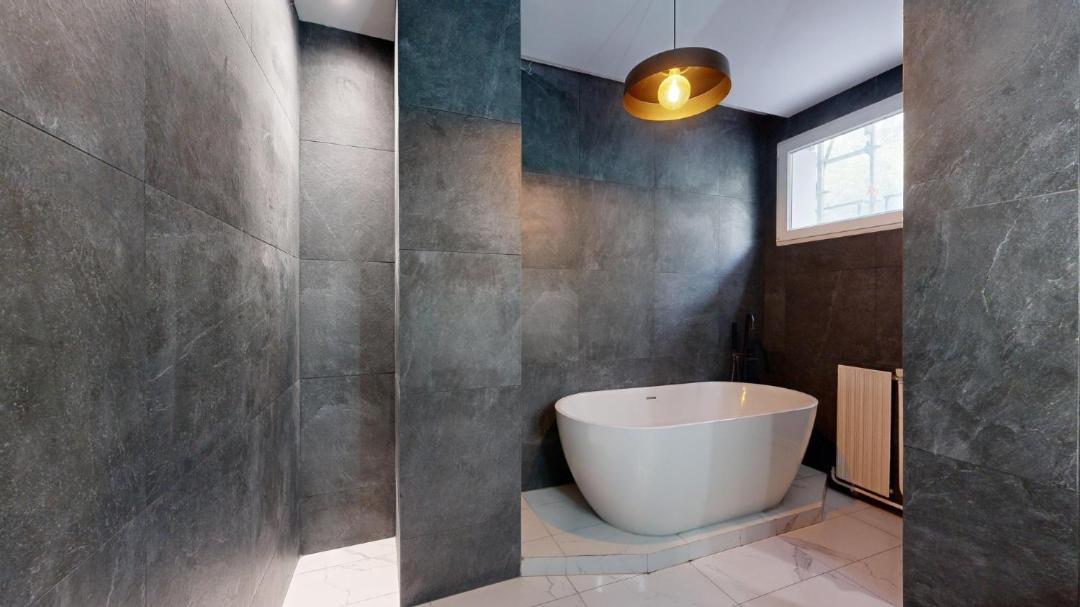 Photo of Bathroom in 12th Arrondissement
