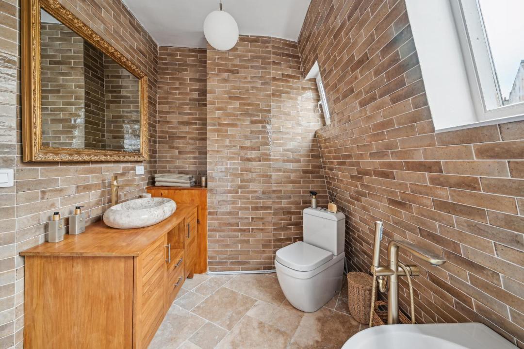 Photo of Bathroom in 16th Arrondissement