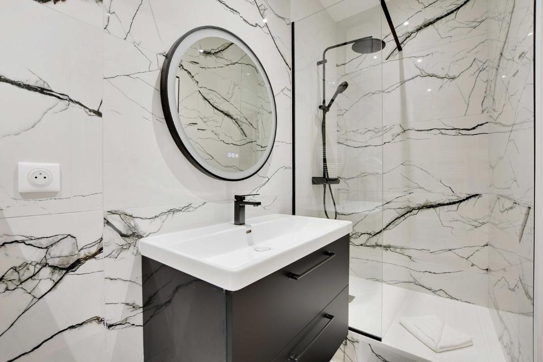 Photo of Bathroom in Quartier de la Folie-Mericourt
