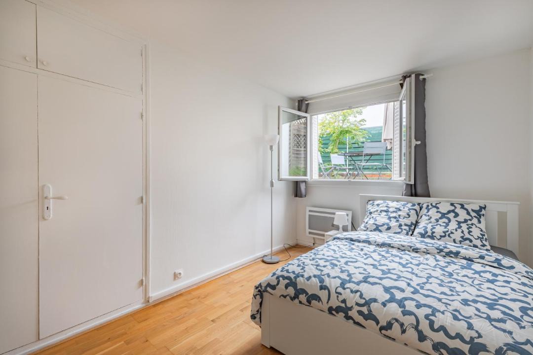 Photo of Bedroom in Sceaux