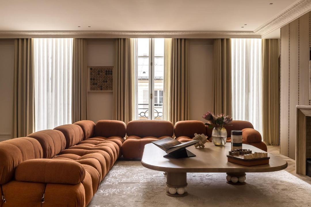 Photo of Livingroom in Quartier de la Place-Vendome