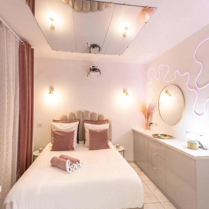 Photo of Bedroom in Les Pavillons-sous-Bois