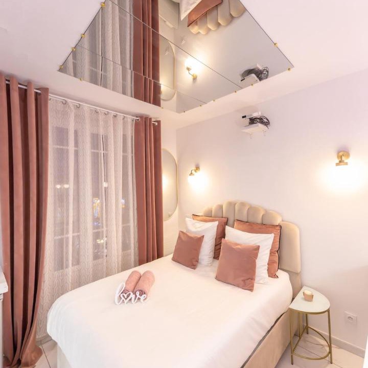 Photo of Bedroom in Les Pavillons-sous-Bois