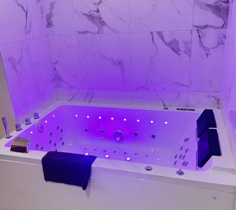 Photo of Bathroom in Les Pavillons-sous-Bois