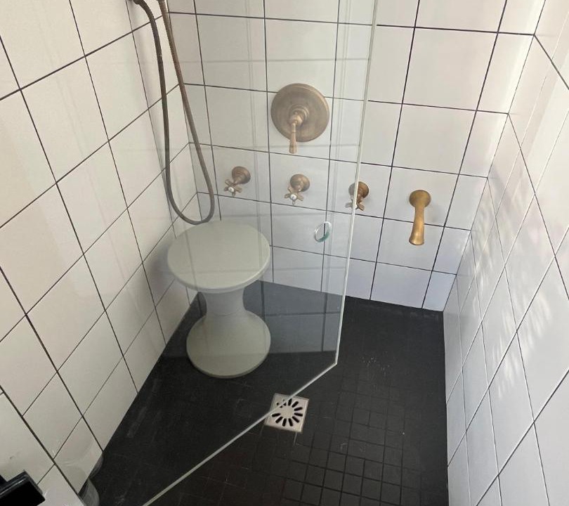 Photo of Bathroom in Saint-Merri