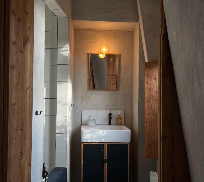 Photo of Bathroom in Saint-Merri