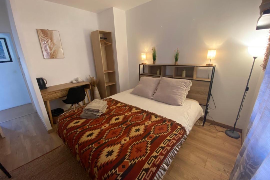 Photo of Bedroom in Asnieres-sur-Seine