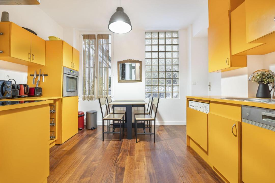 Photo of Kitchen in Quartier de la Folie-Mericourt