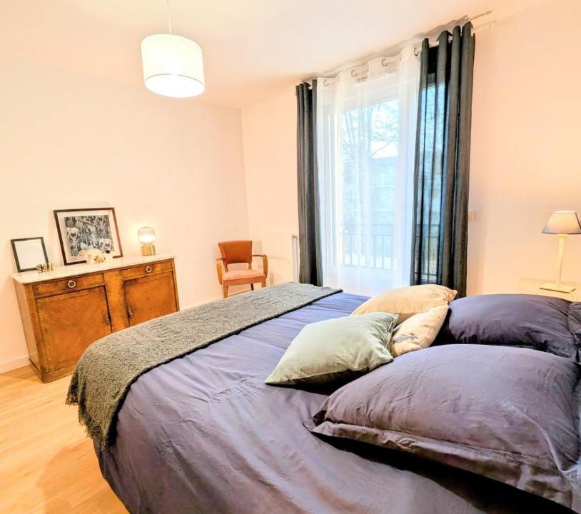 Photo of Bedroom in Adamville