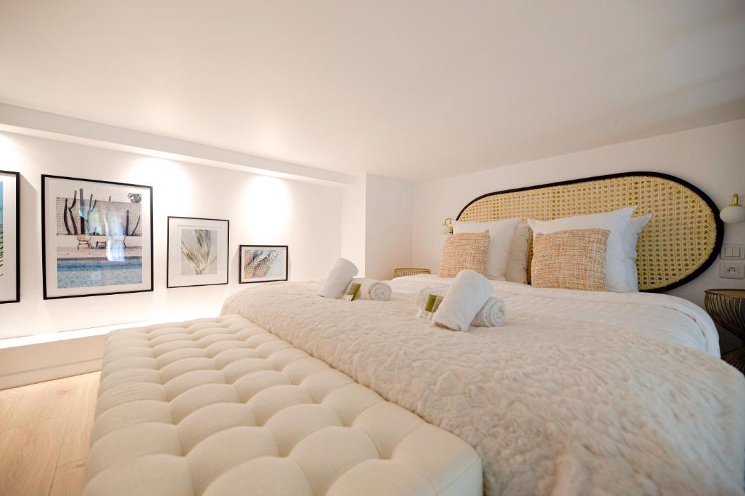 Photo of Bedroom in Archives
