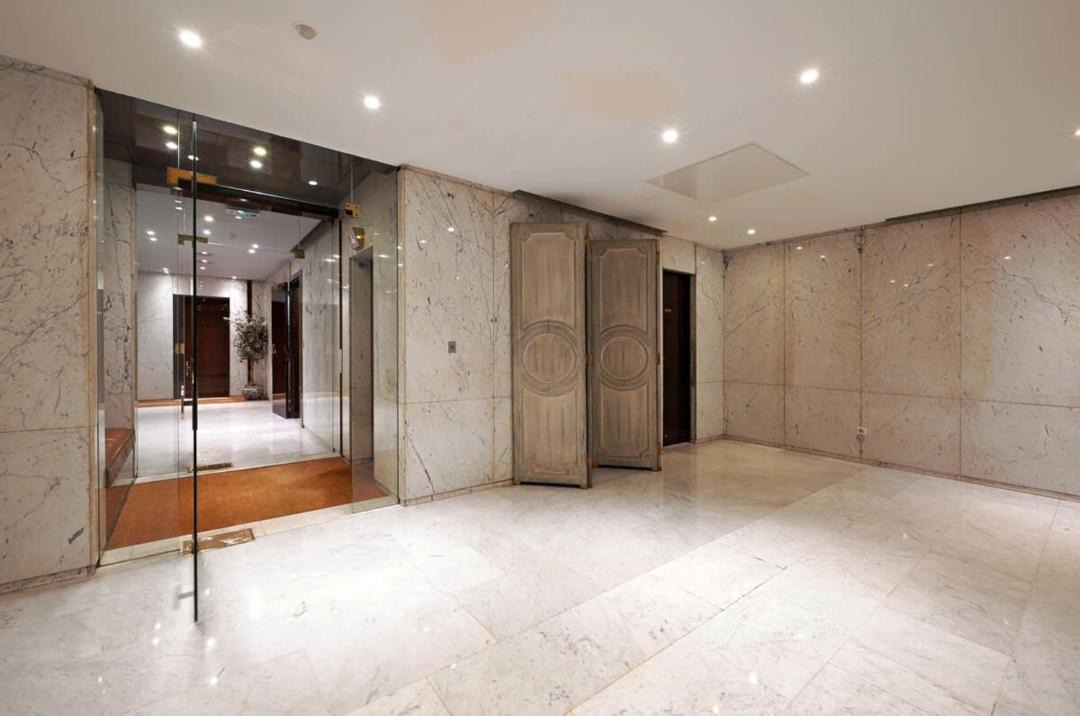 Photo of Bathroom in Champs-Elysees