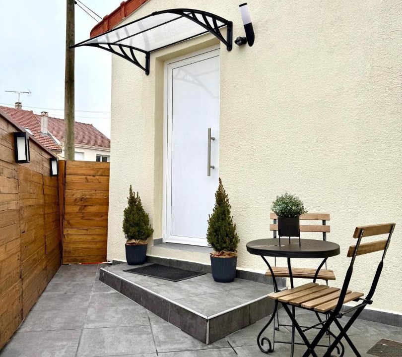 Photo of Patio Balcony in Les Boutareines