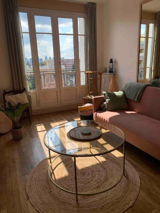 Photo of Livingroom in Asnieres-sur-Seine