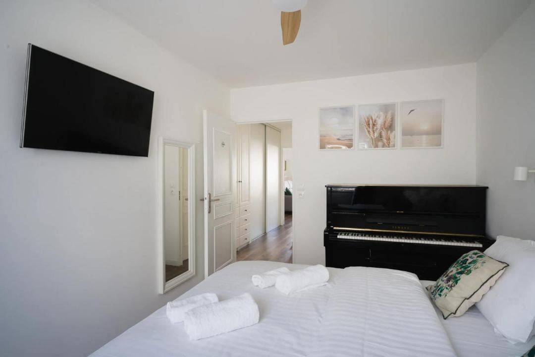 Photo of Bedroom in Montreuil