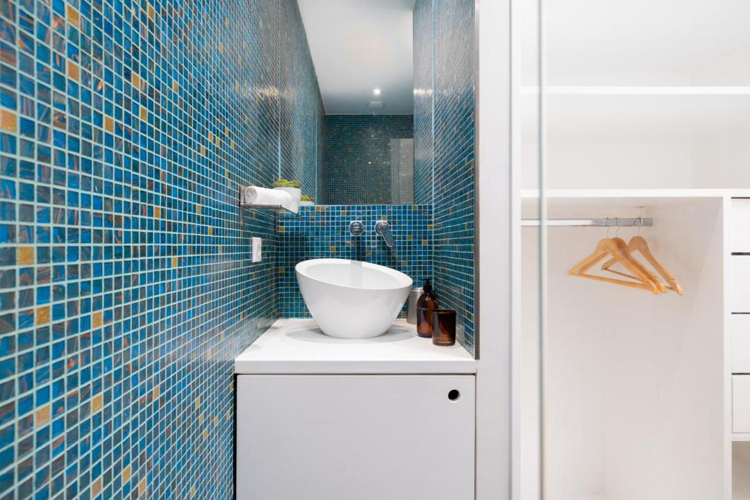 Photo of Bathroom in Saint-Denis