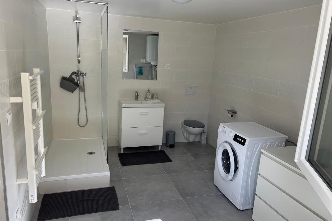 Photo of Bathroom in Thiais