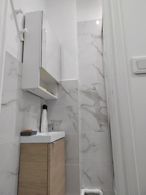 Photo of Bathroom in Gennevilliers