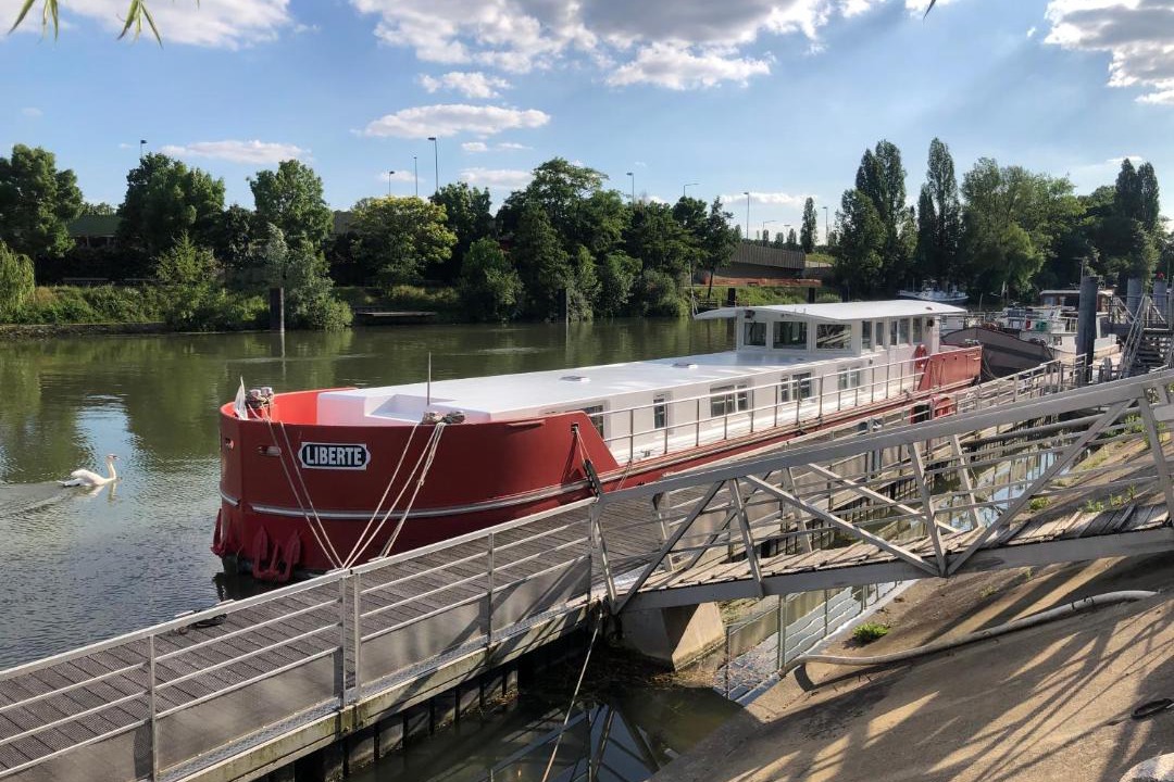 Photo of Others in Asnieres-sur-Seine