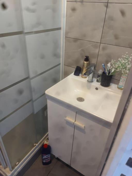 Photo of Bathroom in Noisy-le-Sec