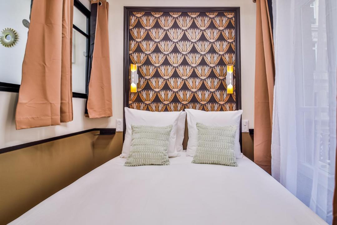 Photo of Bedroom in Quartier de la Place-Vendome