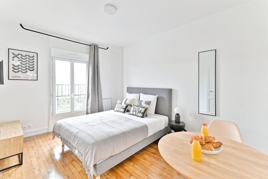 Photo of Bedroom in Montreuil