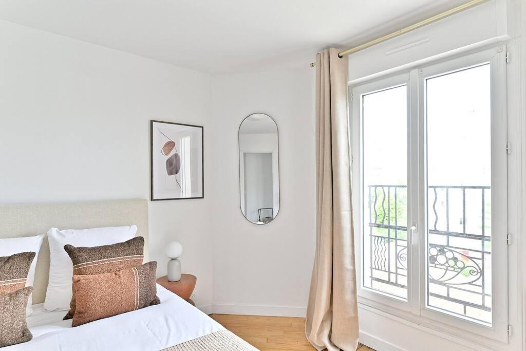 Photo of Bedroom in Montreuil