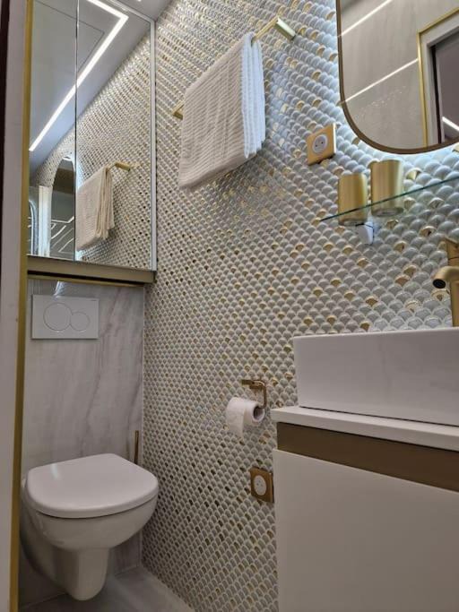 Photo of Bathroom in Pigalle