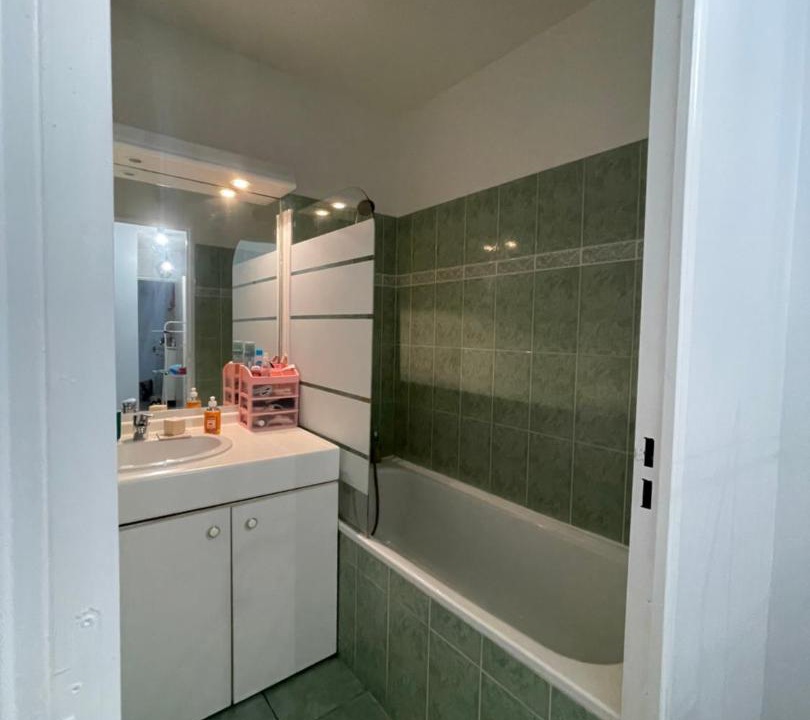 Photo of Bathroom in Saint-Denis