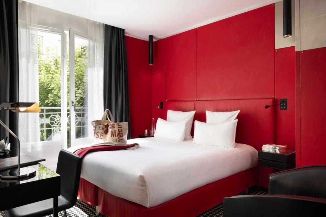 Photo of Bedroom in 16th Arrondissement