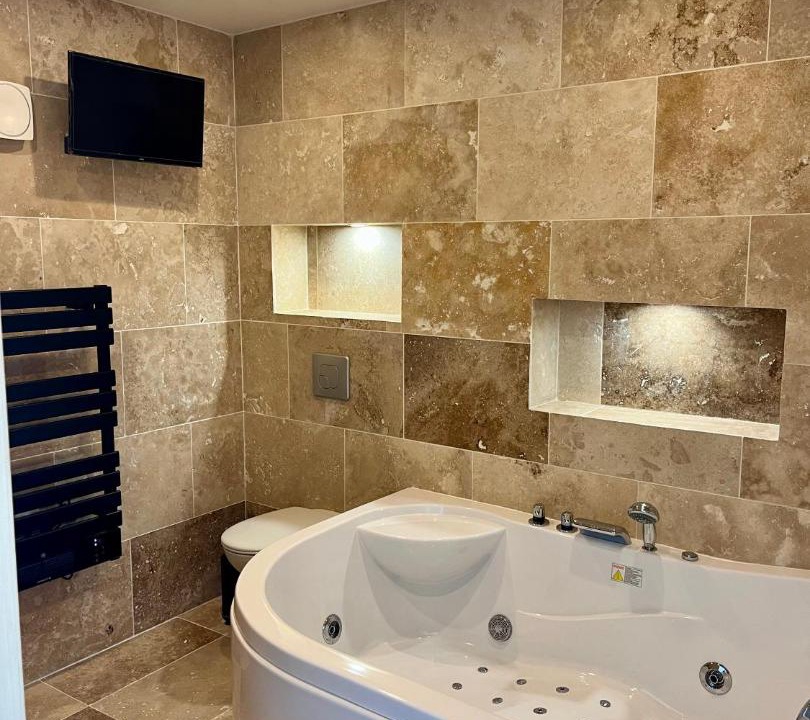 Photo of Bathroom in Les Pavillons-sous-Bois