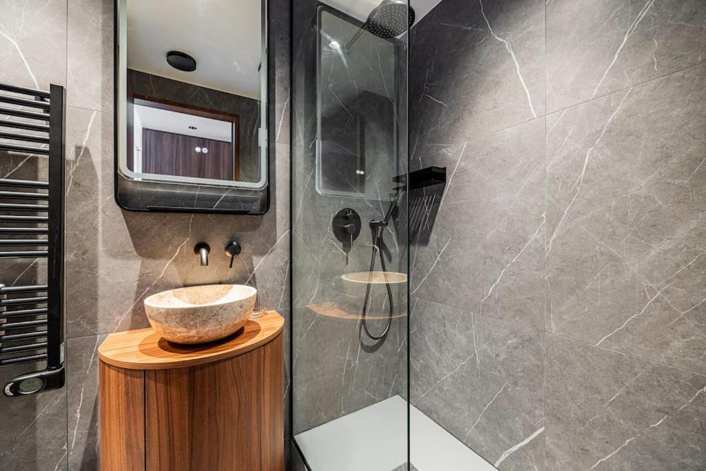 Photo of Bathroom in Quartier Sainte-Avoye