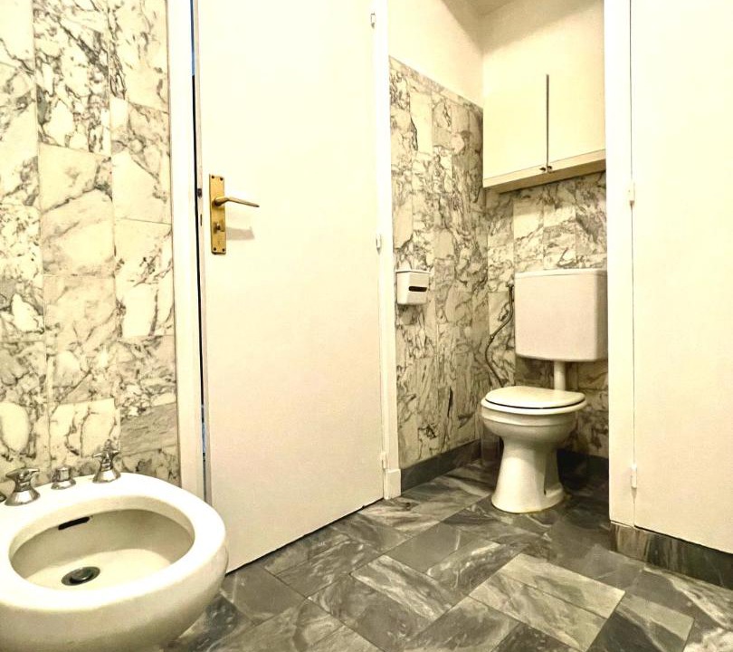 Photo of Bathroom in Chaillot