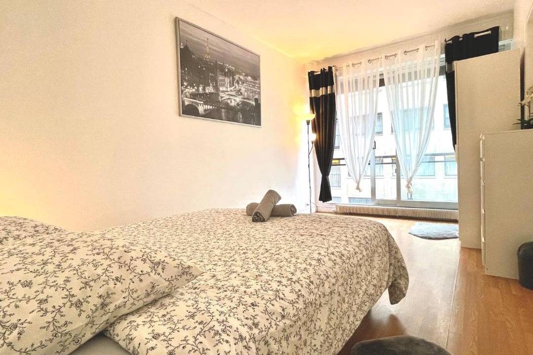 Photo of Bedroom in Chaillot
