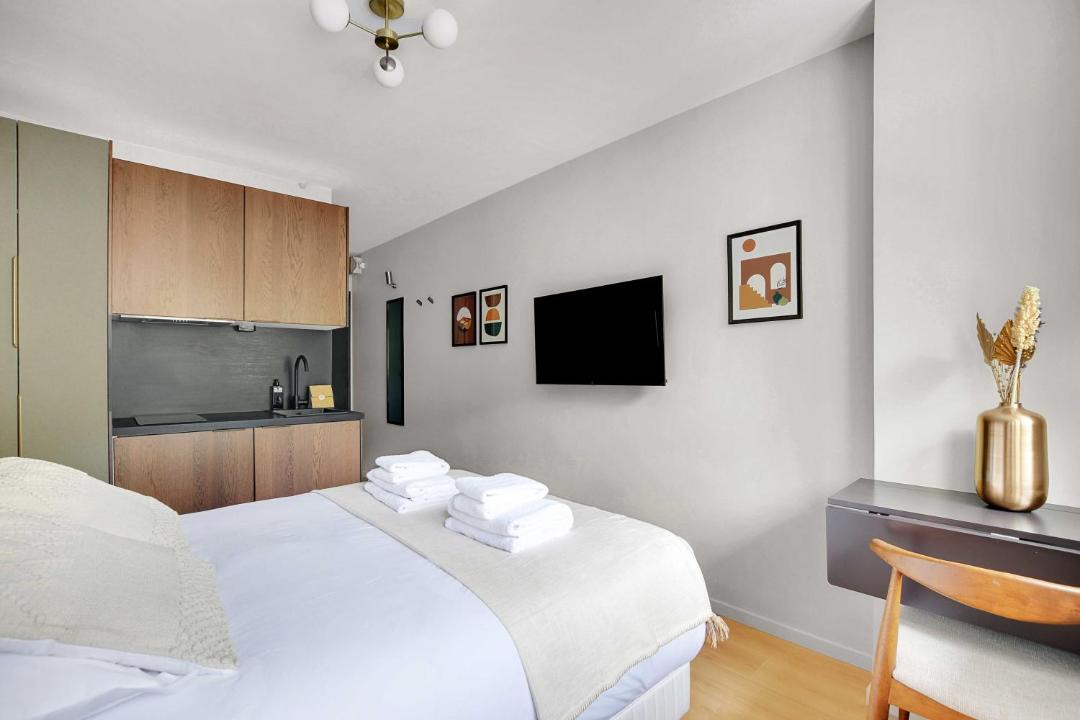 Photo of Bedroom in Meudon-la-Foret
