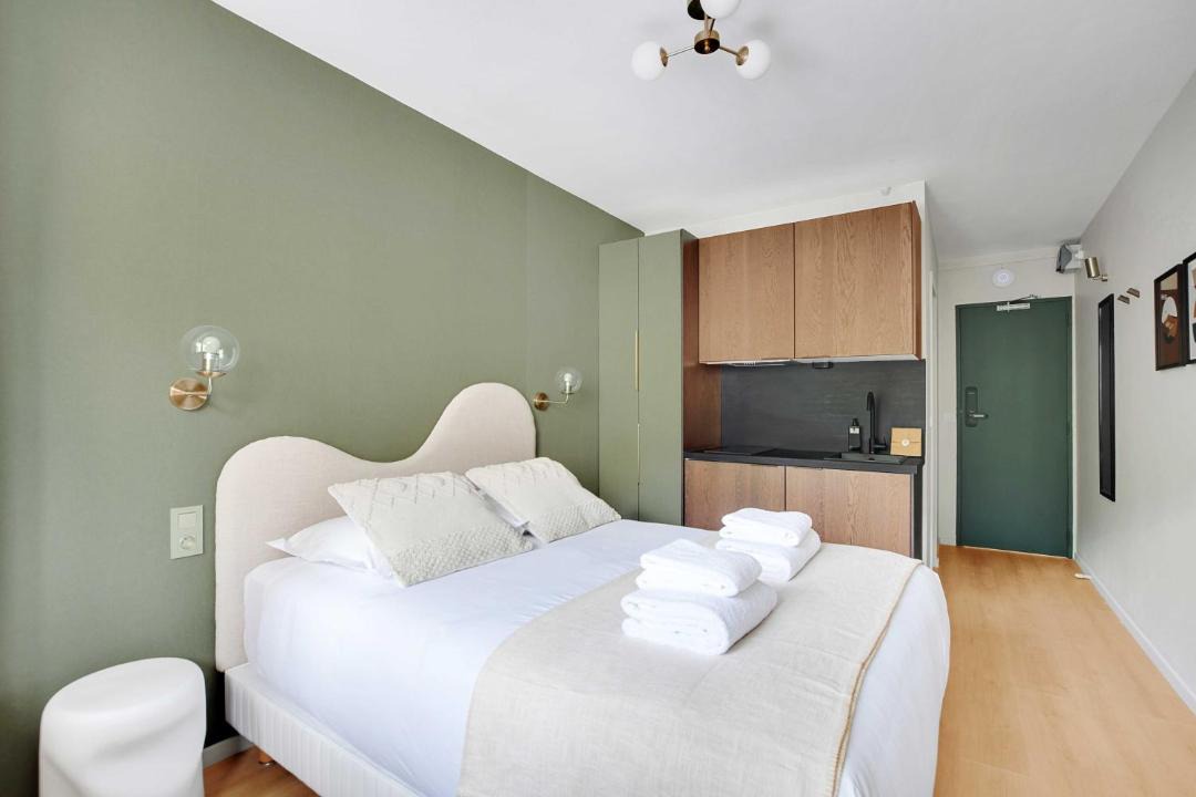 Photo of Bedroom in Meudon-la-Foret