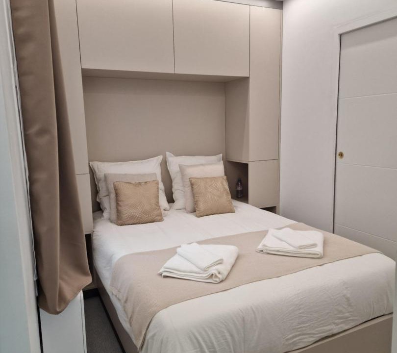 Photo of Bedroom in Pigalle
