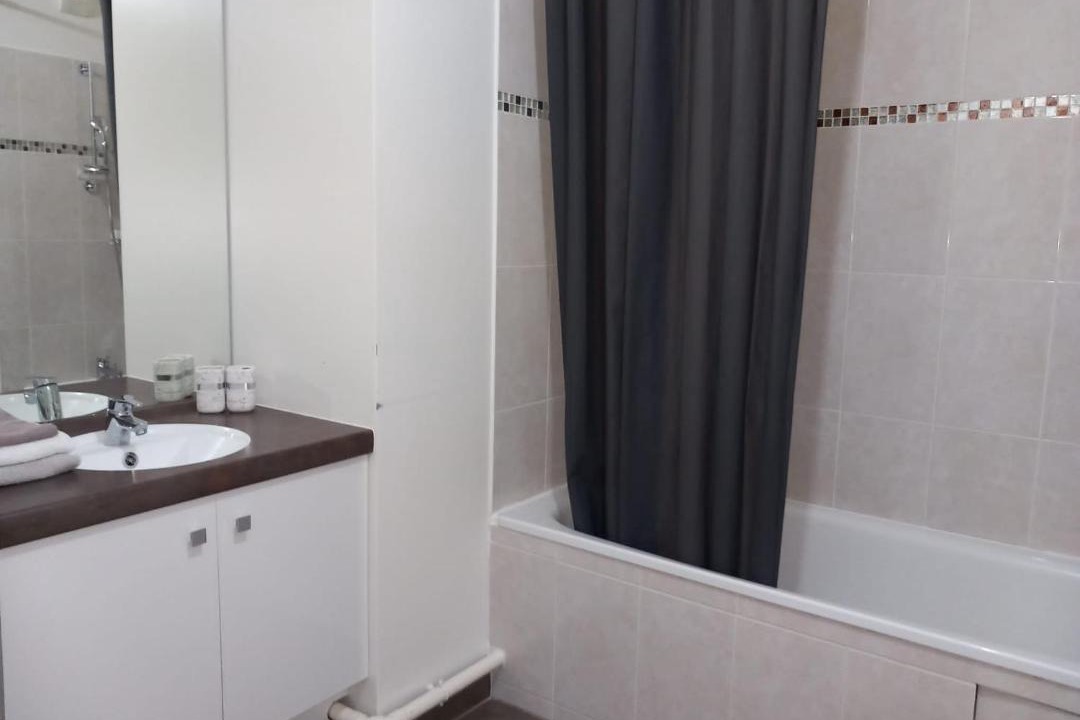 Photo of Bathroom in Vitry-sur-Seine