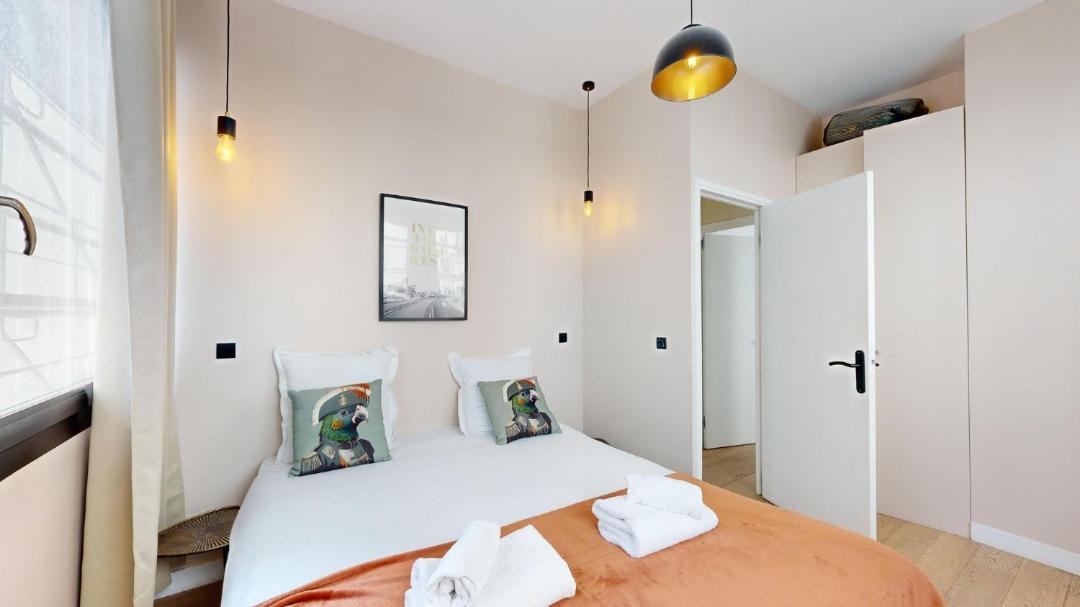 Photo of Bedroom in 12th Arrondissement