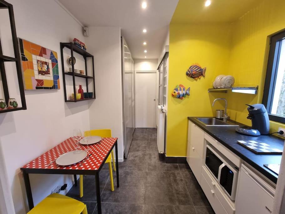 Photo of Kitchen in Adamville