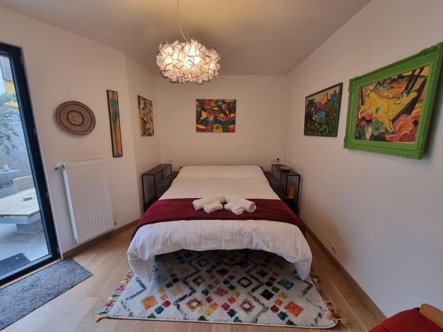 Photo of Bedroom in Adamville